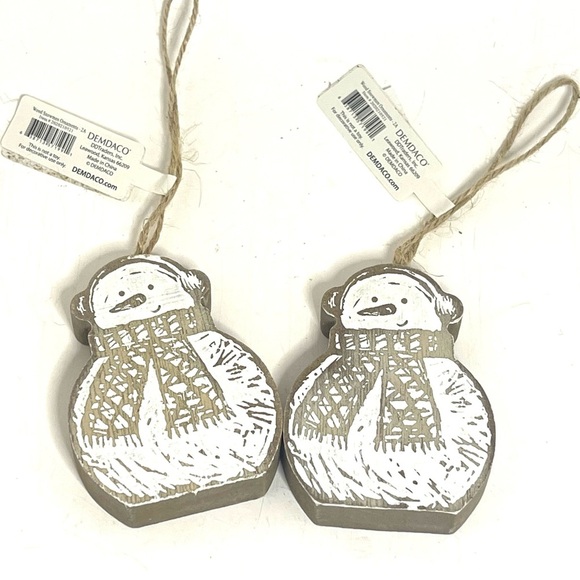 Demdaco Other - Demdaco Set of Two Wooden Snowmen Ornaments